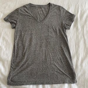 universal thread Grey v-neck T-shirt